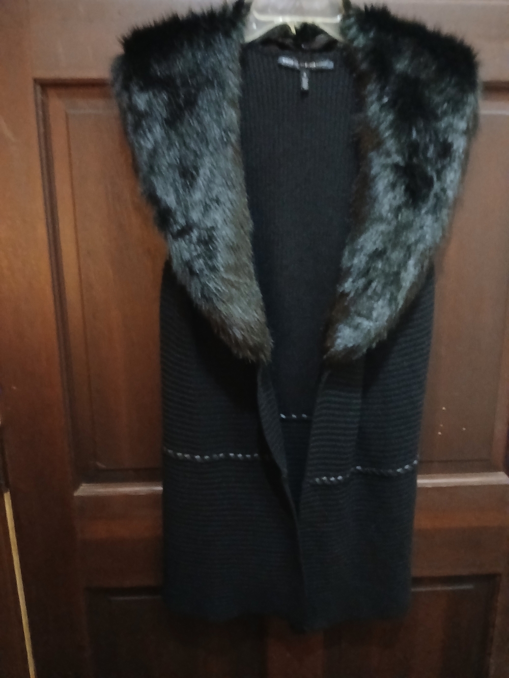 White House Black Market Black Knit Vest with Faux Fur Trim S Leather Trim